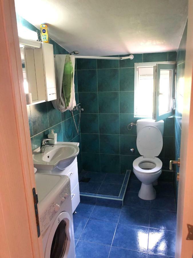 Apartments Simic Kamenari Εξωτερικό φωτογραφία